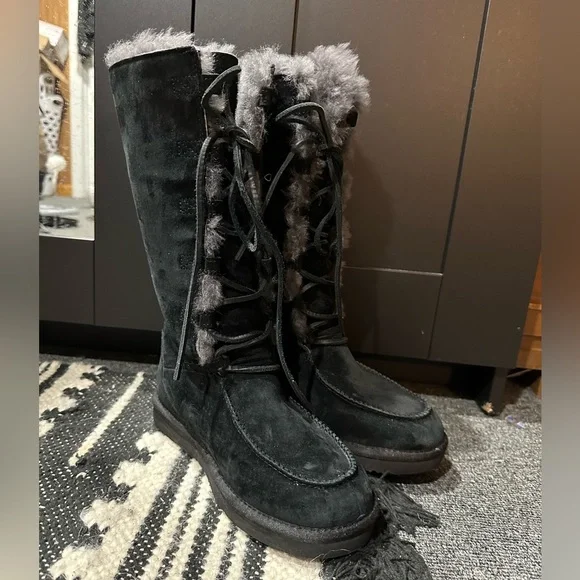 UGG Australia Women's Uptown II Tall Suede Leather
Lace Up Boots - Picture 2 of 5